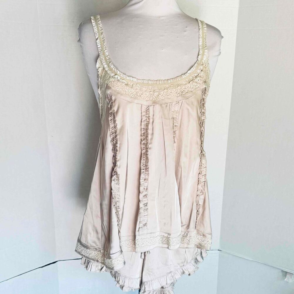 NWT POL Ecru Satin Lounge Set Camisole Shorts Sleeveless Ruffle Trim Small